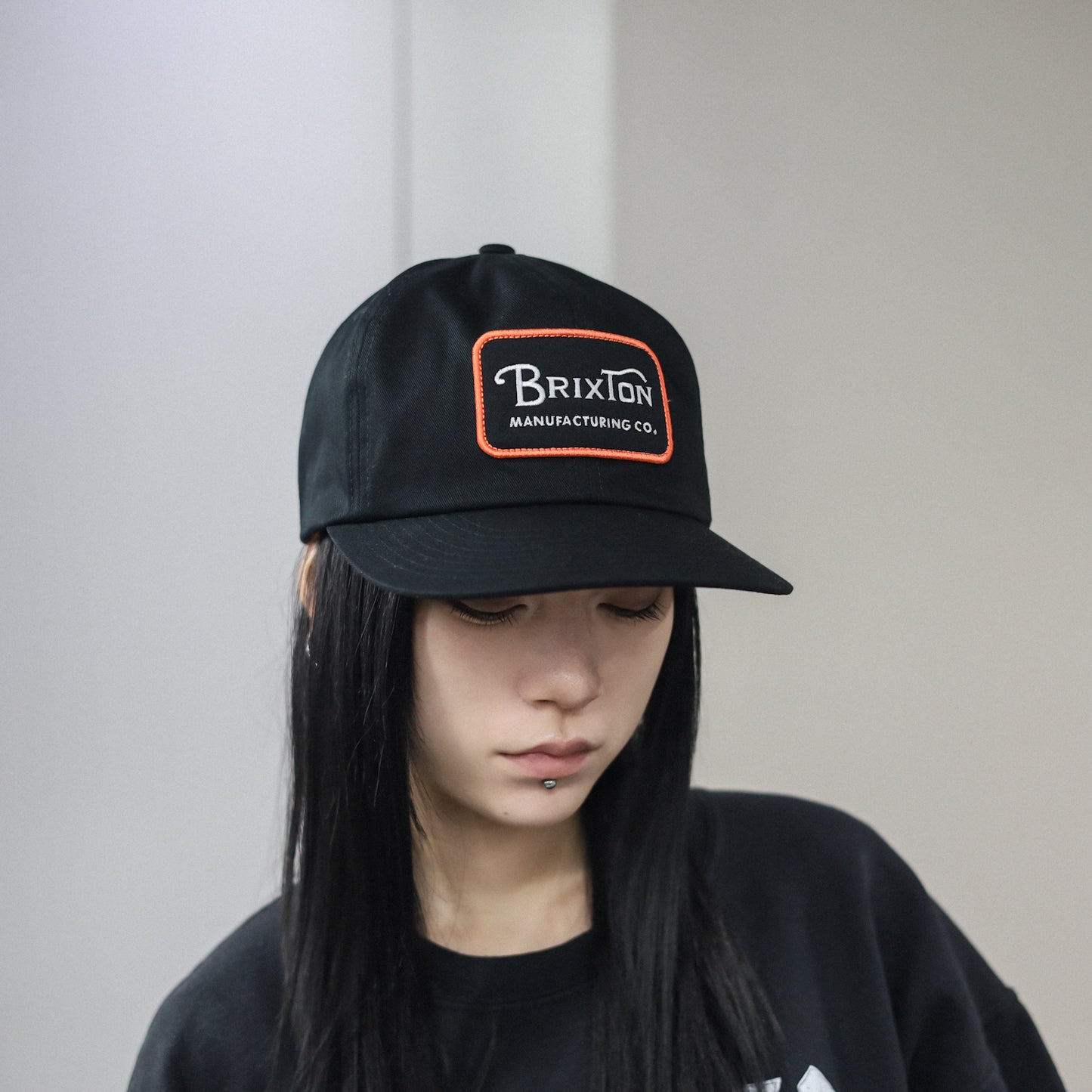 BRIXTON / GRADE HP SNAPBACK CAP (BLACK/ORANGE/WHITE)