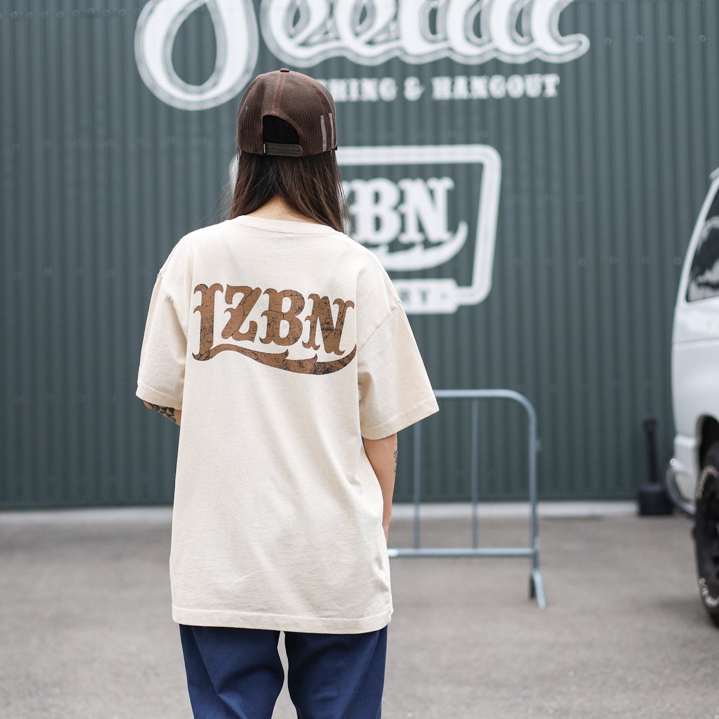 LZBN / STONE LZBN LOGO PIGMENT DYED TEE (NATURAL)