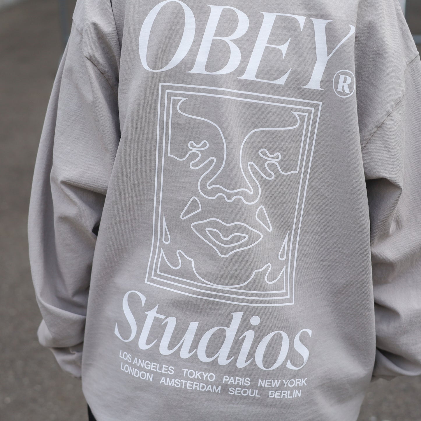 OBEY / OBEY STUDIOS ICON HEAVYWEIGHT L/S TEE (SILVER GREY)