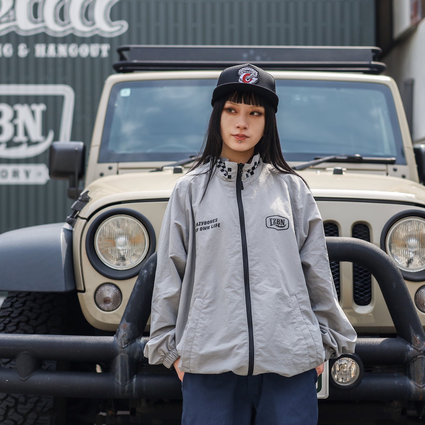 LZBN / HEXAGON & CHECKER NYLON JACKET (GREY)