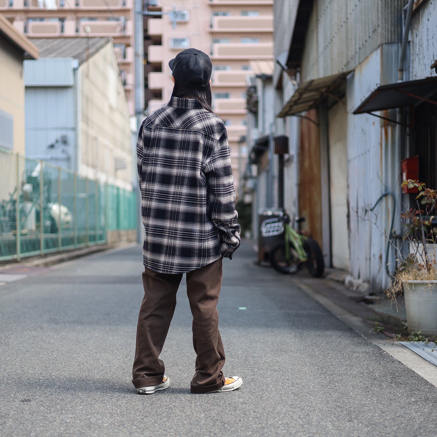 BRIXTON / BOWERY L/S FLANNEL (BLACK/CHARCOAL/BEIGE)