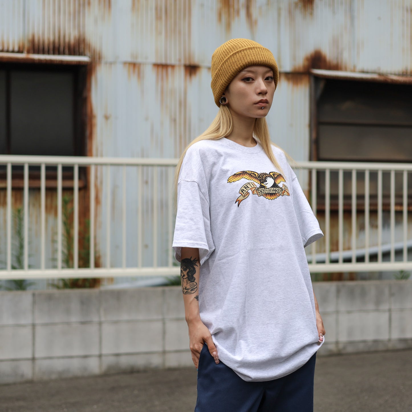 ANTIHERO / EAGLE TEE (ASH/BLACK MULTI)