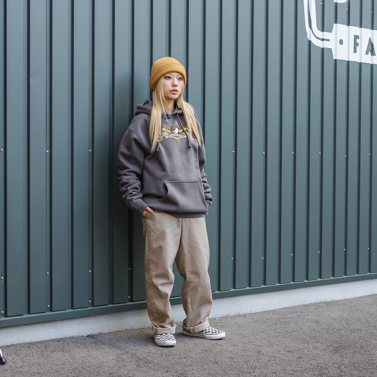 ANTIHERO / EAGLE PULLOVER HOODIE (CHARCOAL/BLACK MULTI)