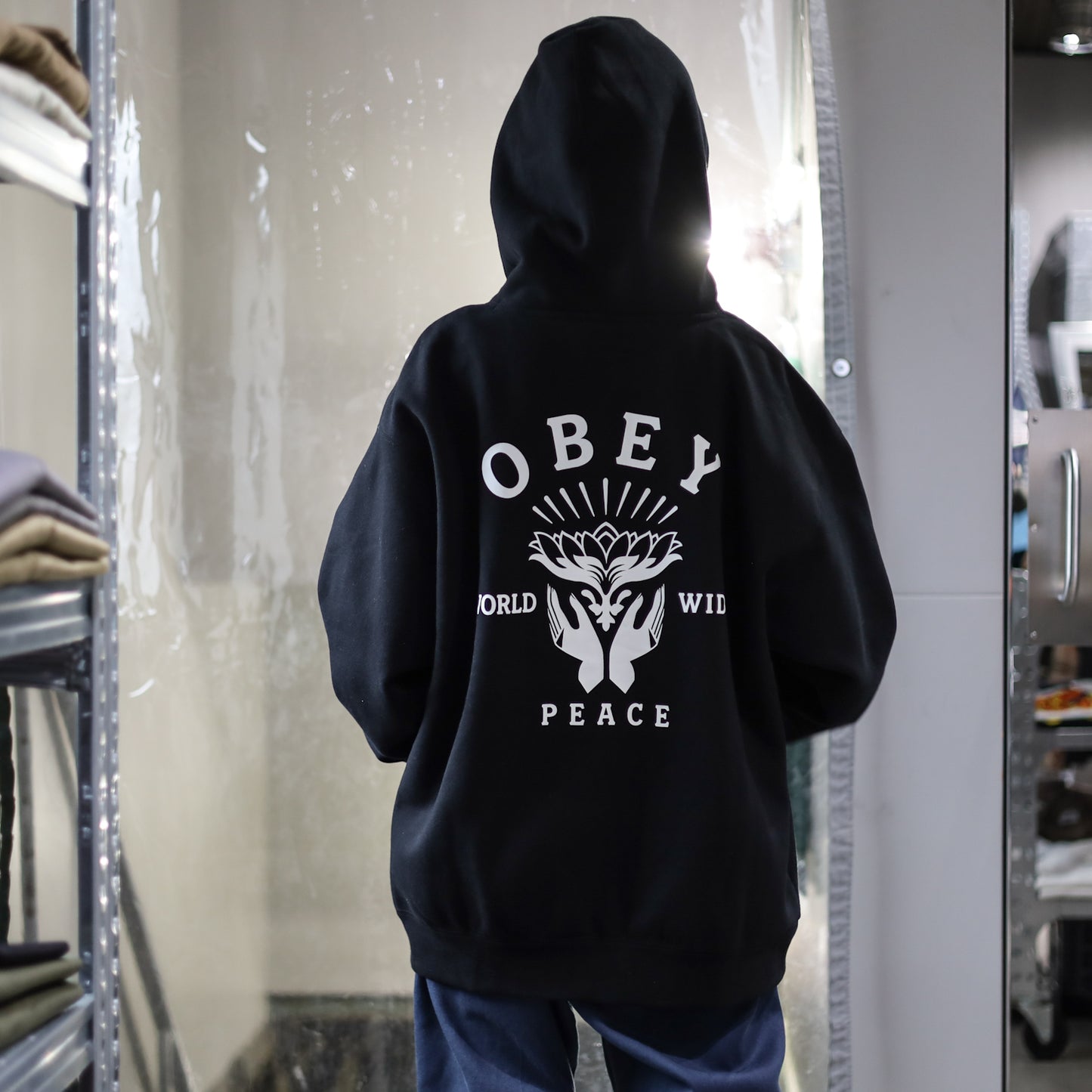 OBEY / OBEY LOTUS WITH HANDS HOODIE (BLACK)