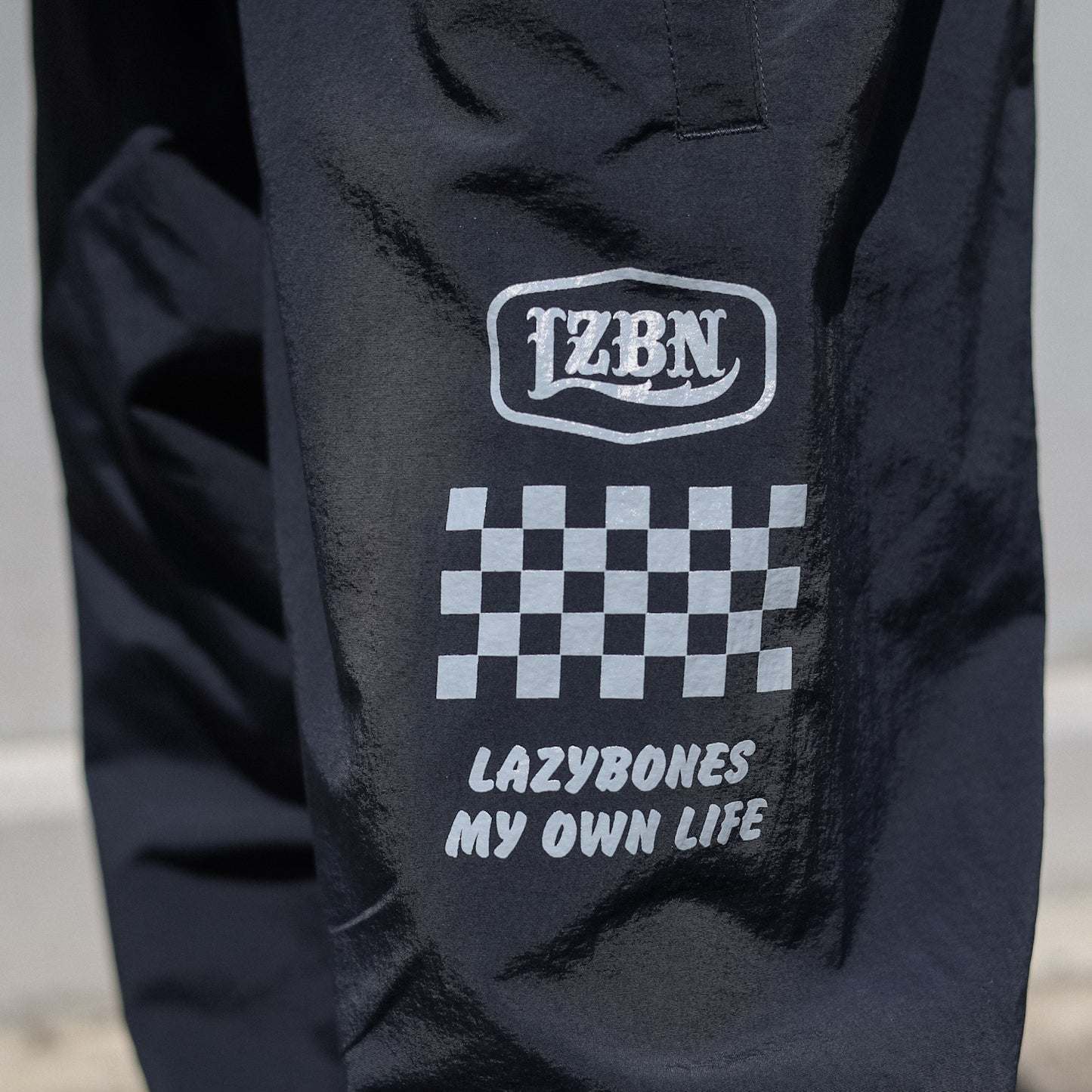 LZBN / HEXAGON & CHECKER NYLON PANT (BLACK)