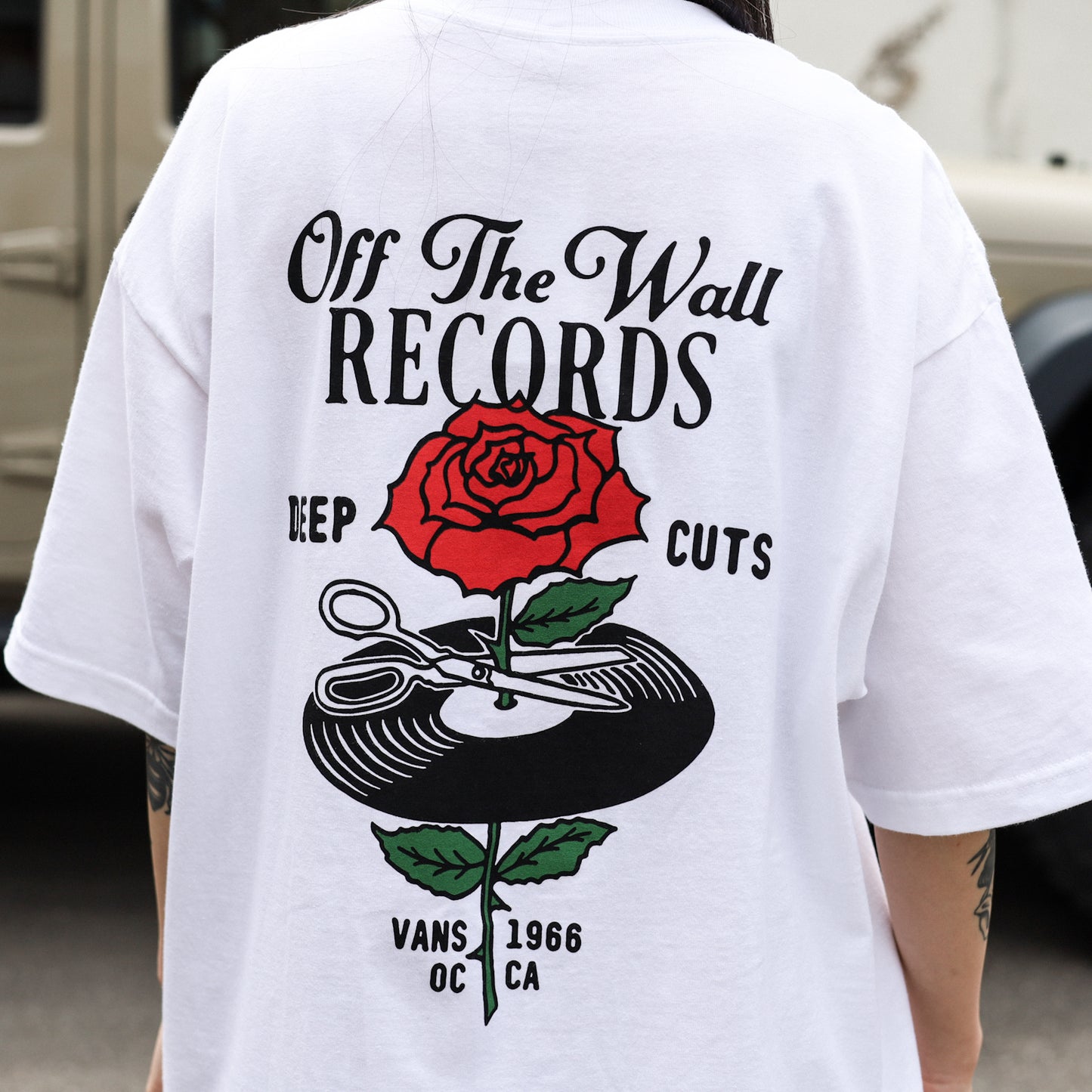 VANS / DEEP CUT S/S TEE (WHITE)