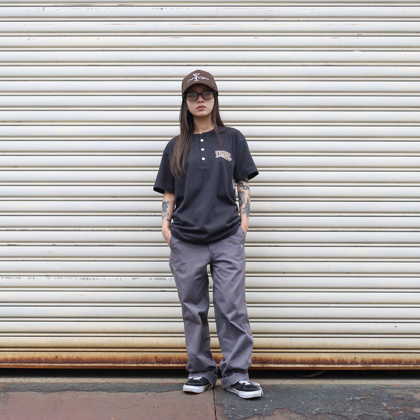 LZBN / No.13 HENLEY NECK TEE (CHARCOAL)