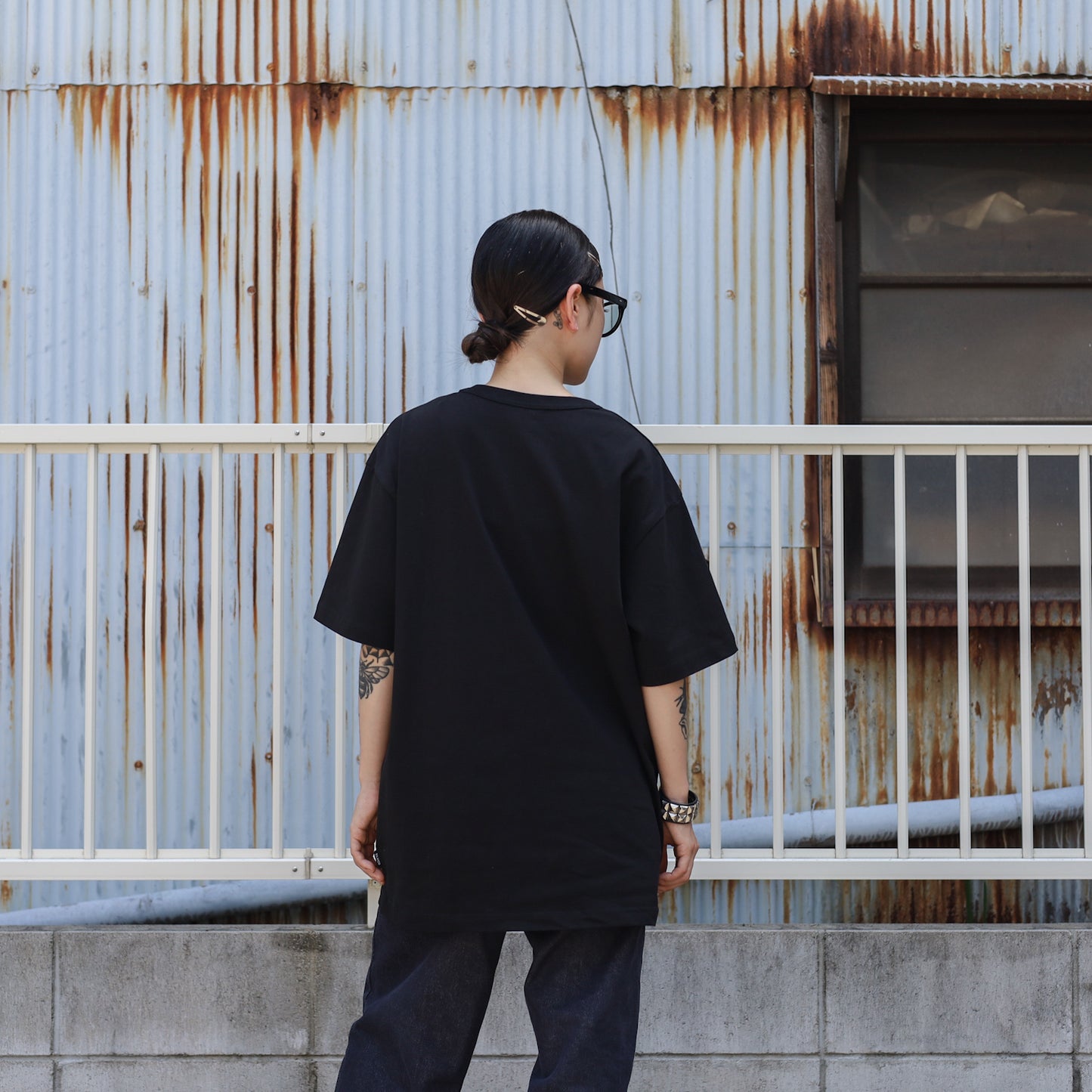BLUCO / PRINT TEE -LOGO- (BLACK)