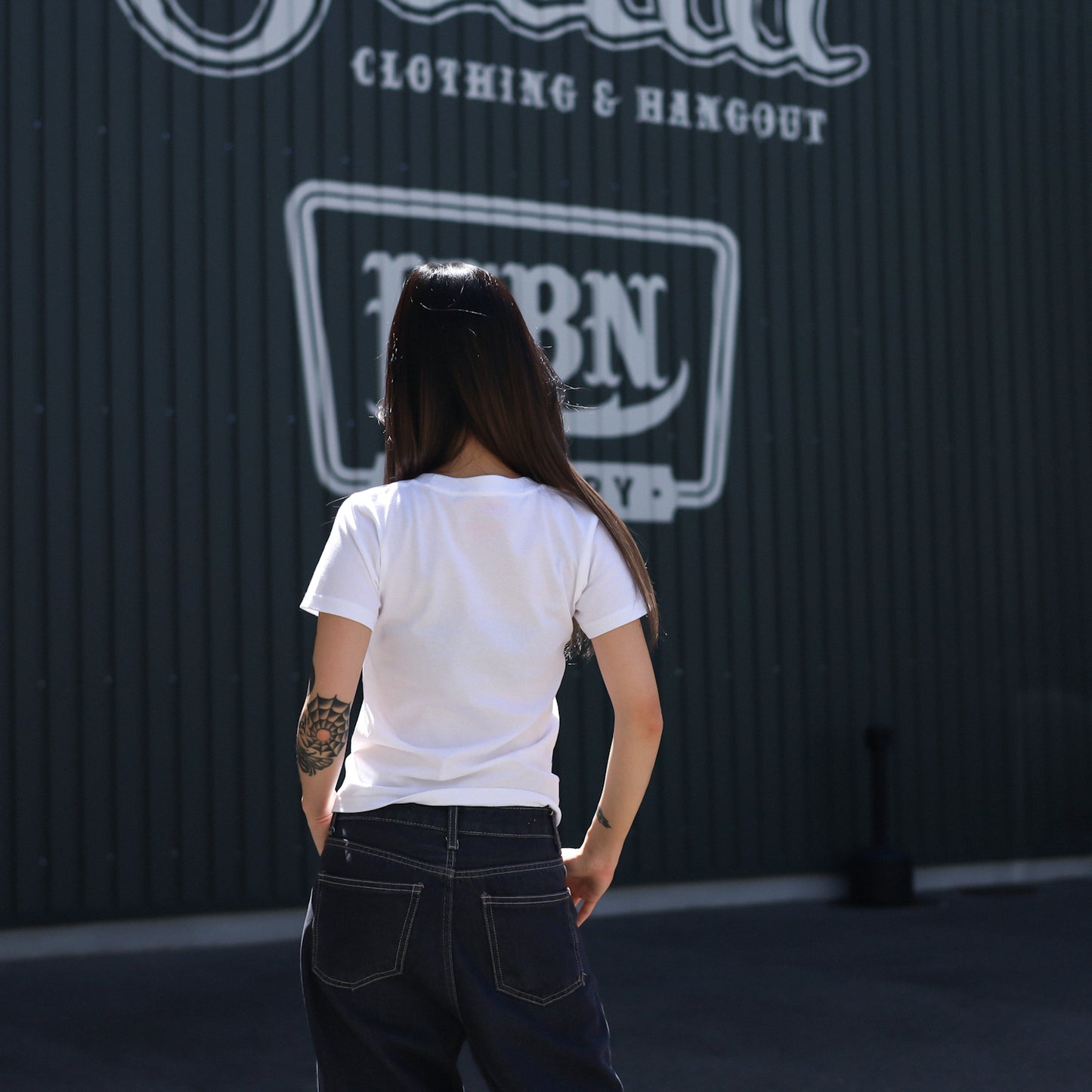 LZBN / WOMENS LZBN FRONT LOGO TEE (WHITE)