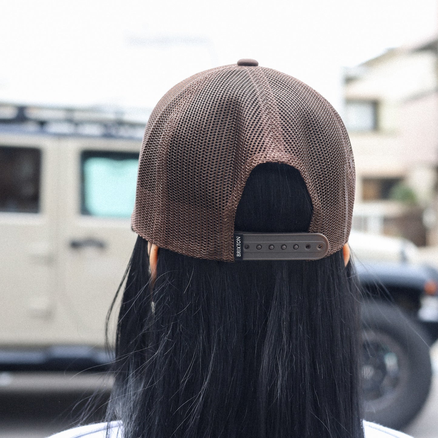 BRIXTON / OUT OF OFFICE HP TRUCKER CAP (PINECONE BROWN/PINECONE BROWN)