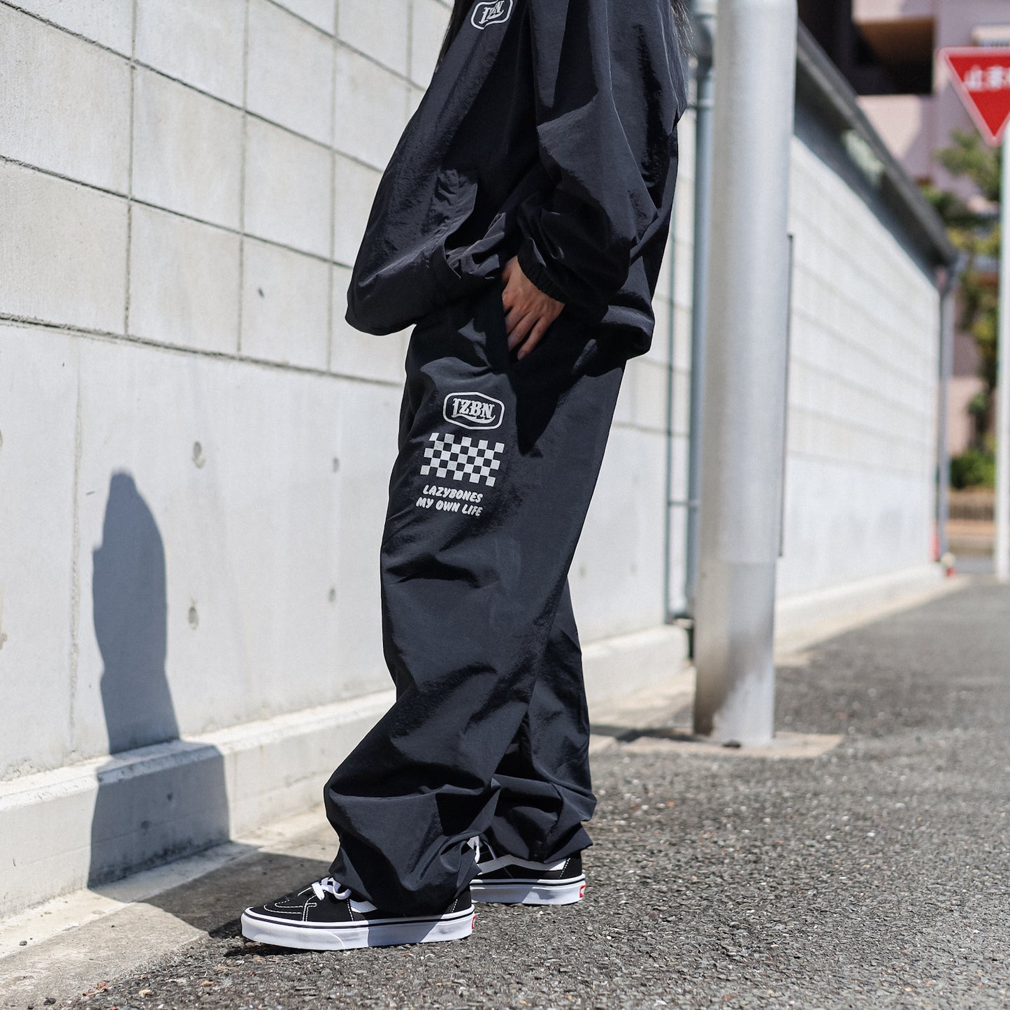LZBN / HEXAGON & CHECKER NYLON PANT (BLACK)