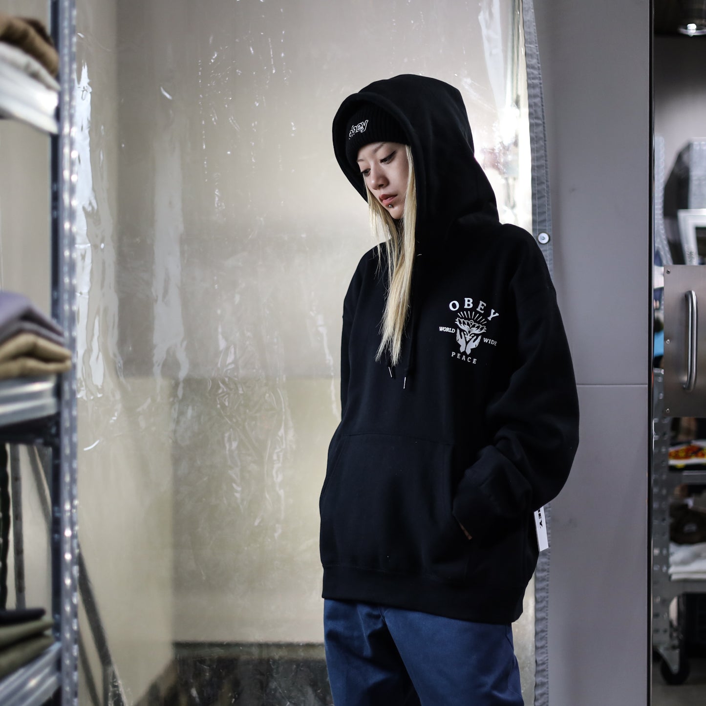 OBEY / OBEY LOTUS WITH HANDS HOODIE (BLACK)