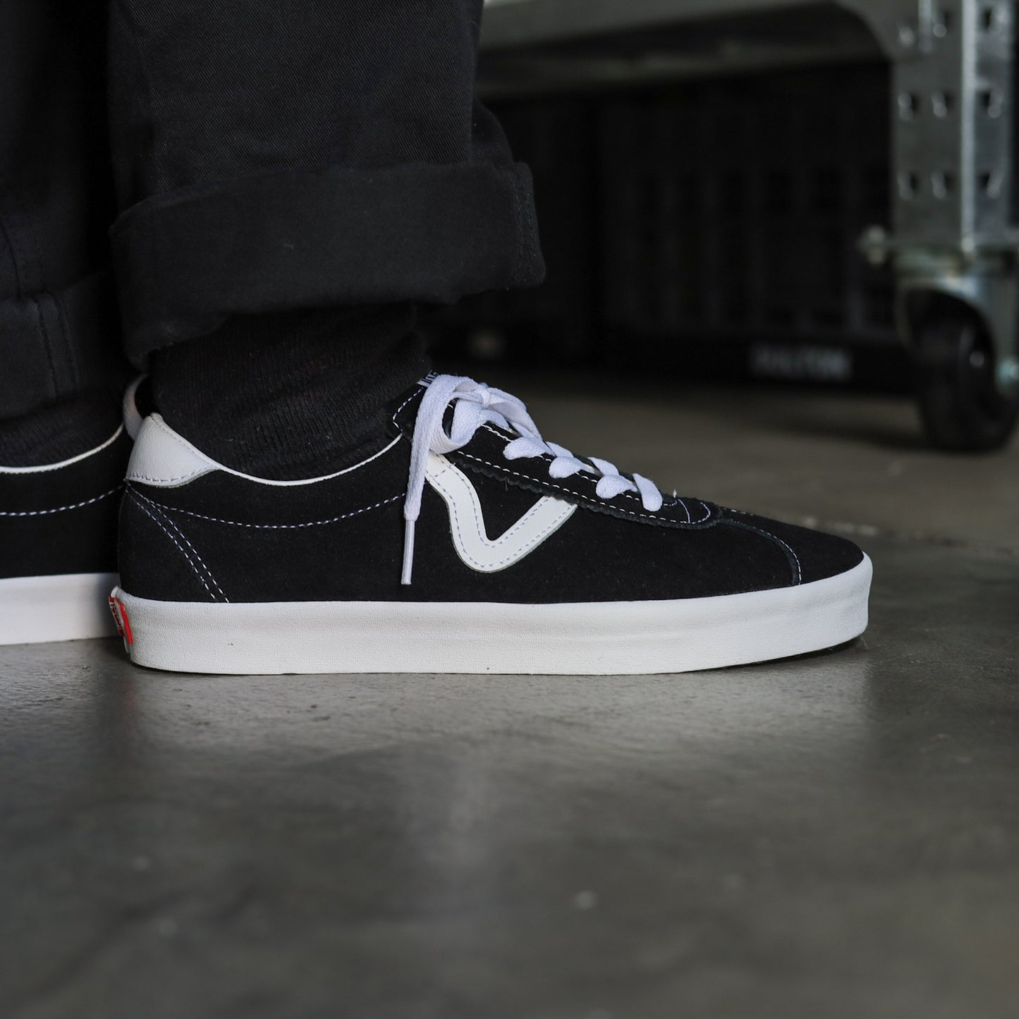 VANS / SPORT LOW (BLACK/WHITE)
