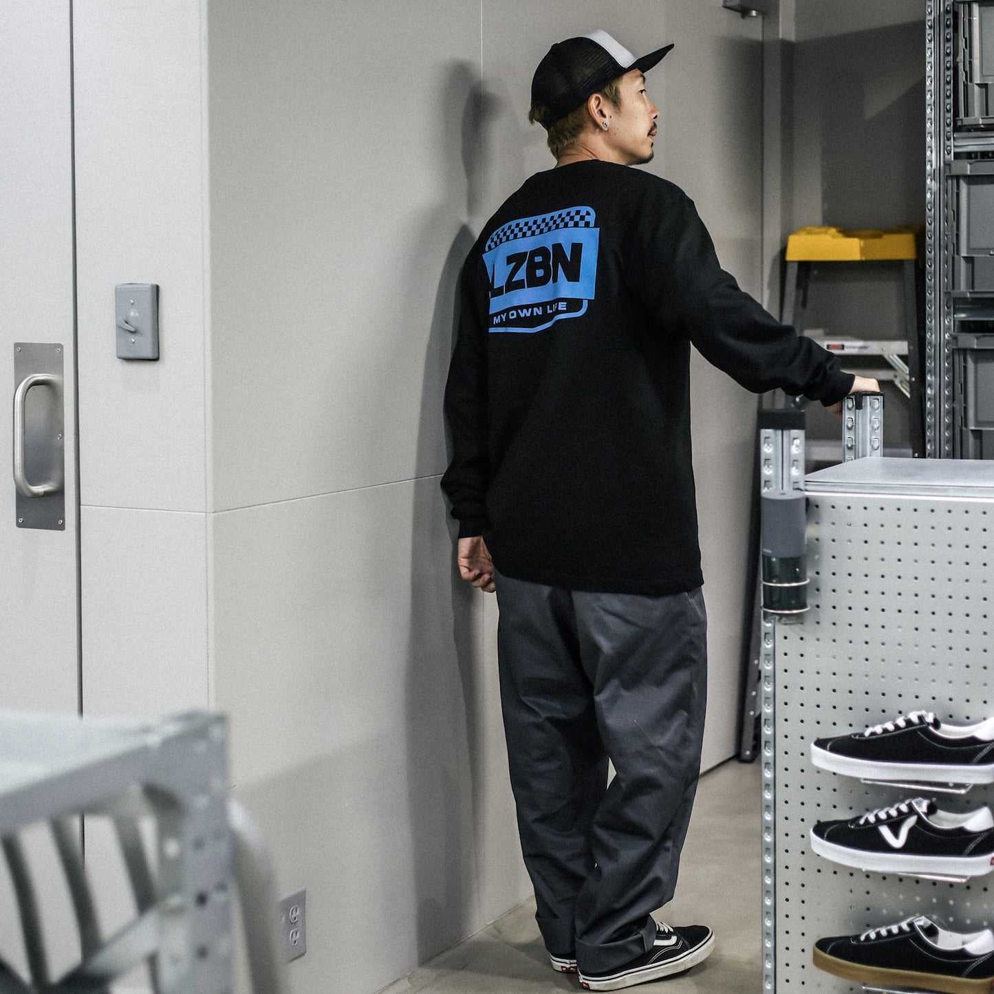 LZBN / WORKERS L/S TEE (BLACK/BLUE)