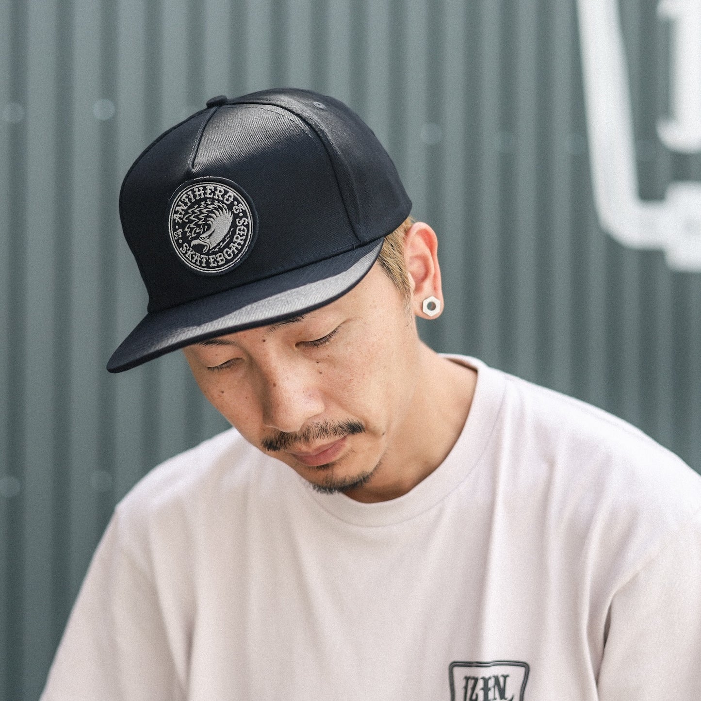 ANTIHERO / EAGLE ROUND SNAPBACK CAP (BLACK/CHARCOAL)
