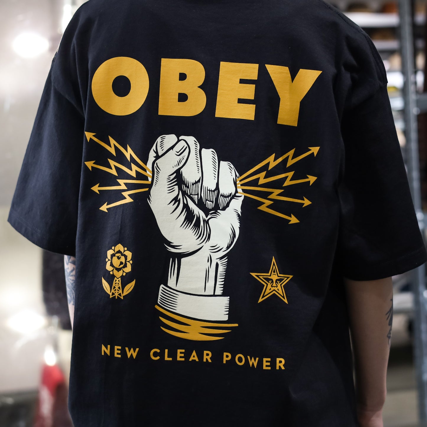 OBEY / NEW CLEAR POWER CLASSIC TEE (BLACK)