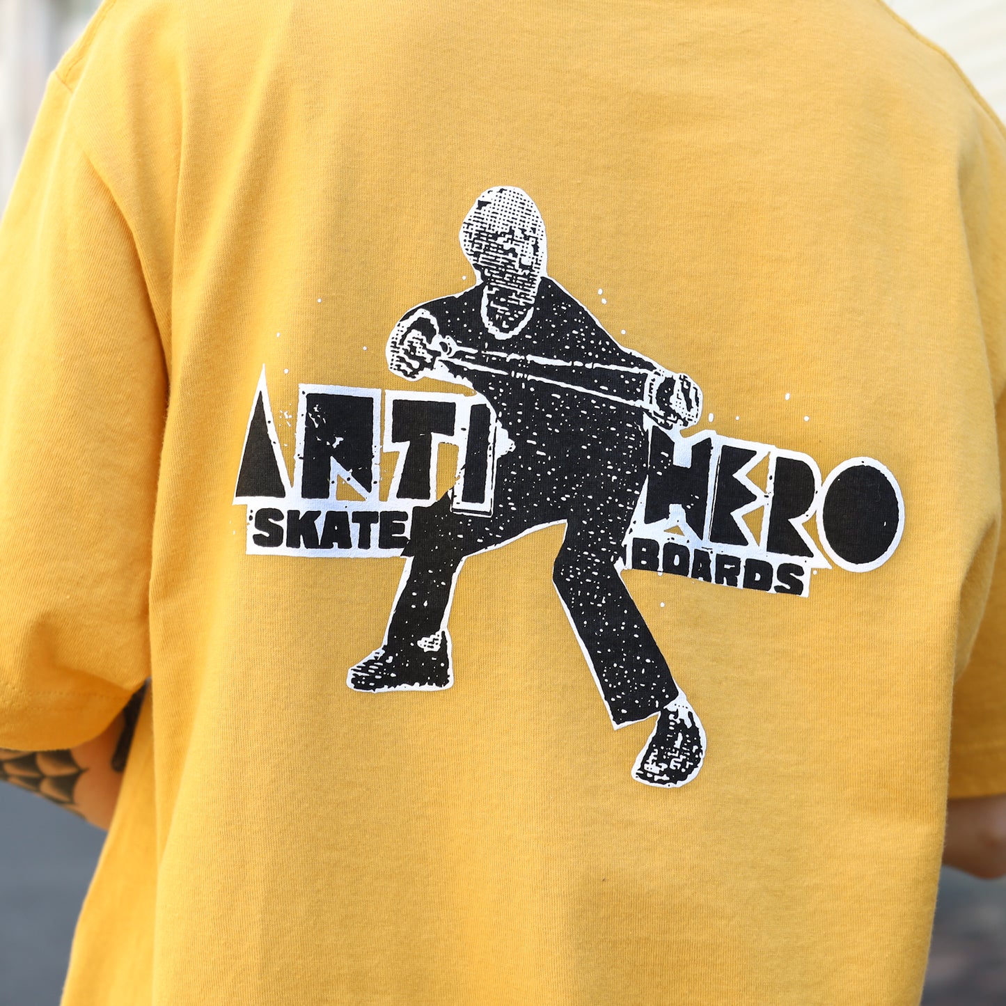 ANTIHERO / SLINGSHOT Ⅱ S/S TEE (GINGER)