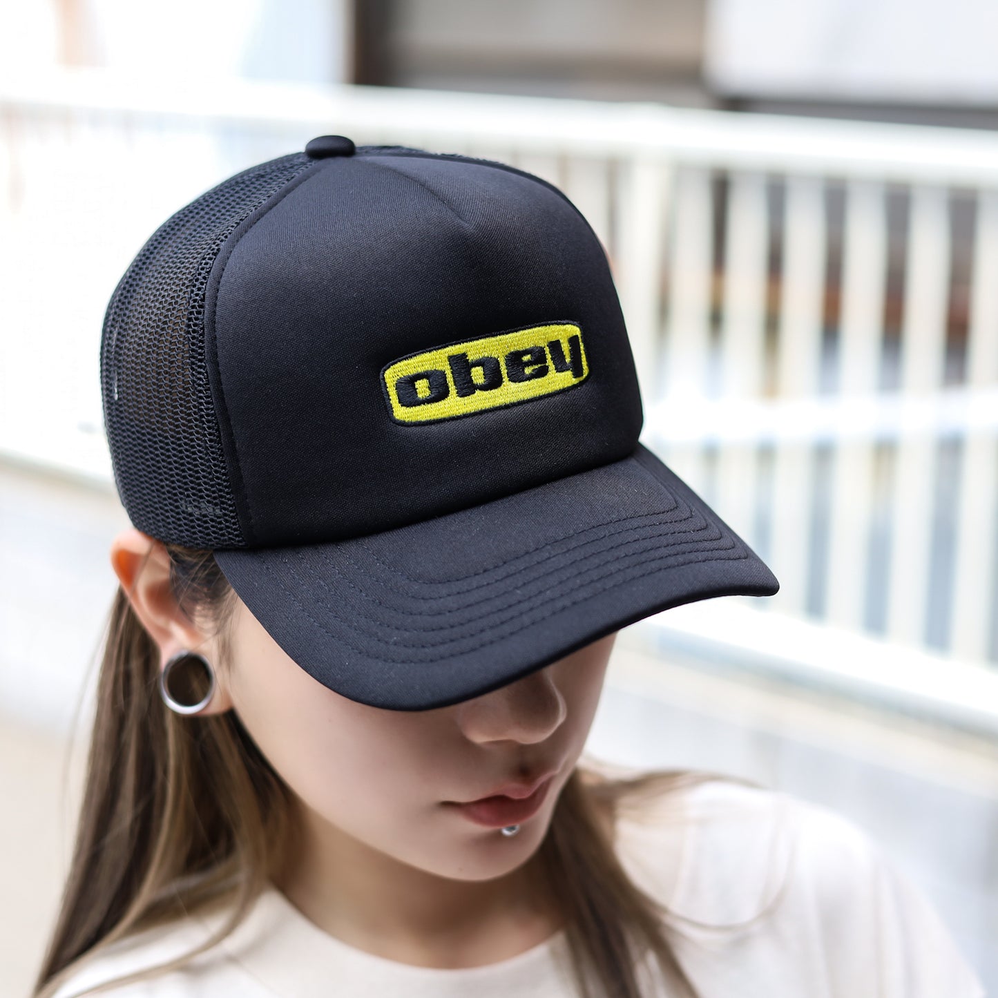 OBEY / DIRECT TRUCKER CAP (BLACK)