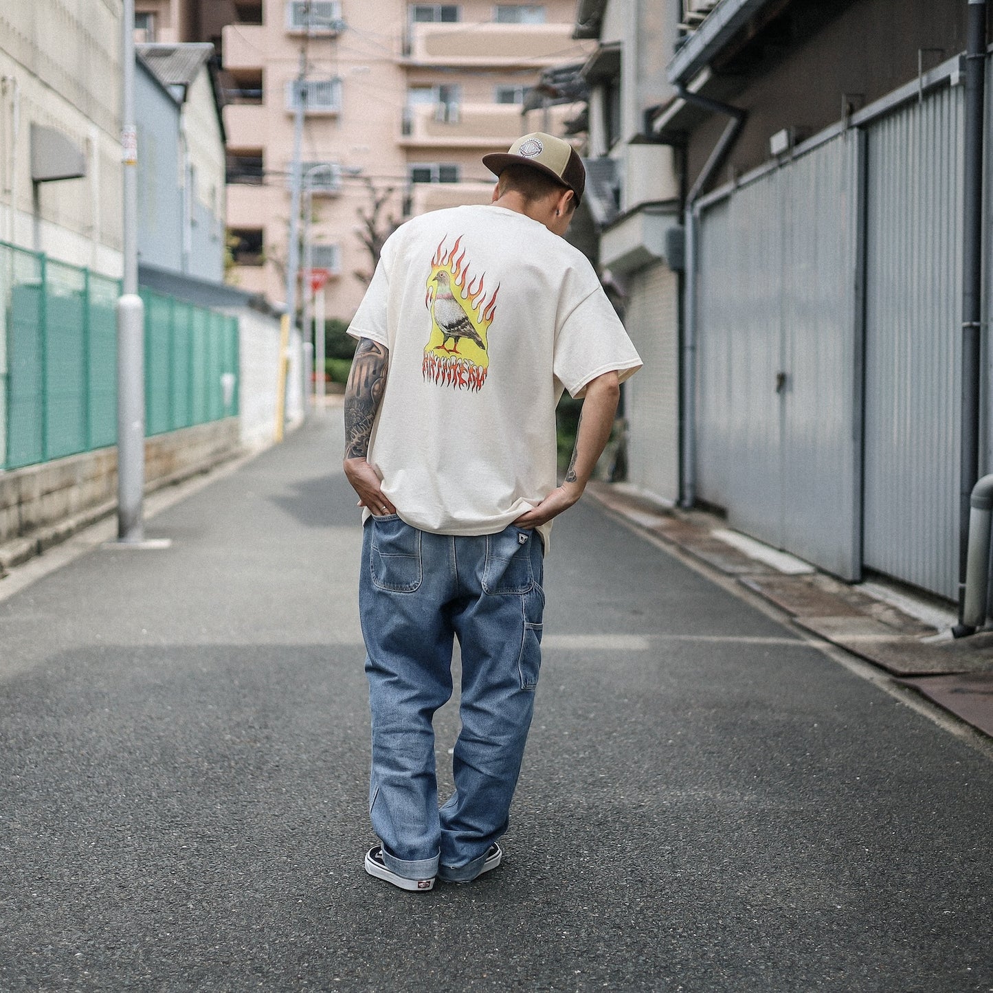 ANTIHERO / FLAME PIGEON S/S TEE (NATURAL)