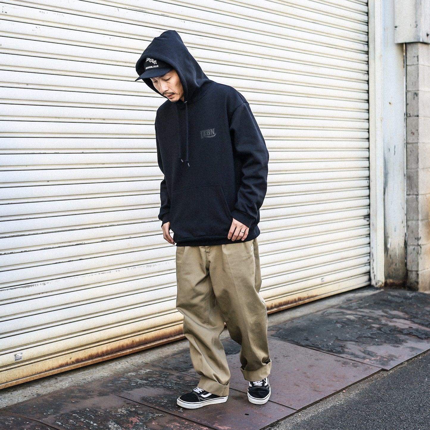 LZBN / LZBN LOGO EXTRA HEAVY PULLOVER HOODIE (ALL BLACK)