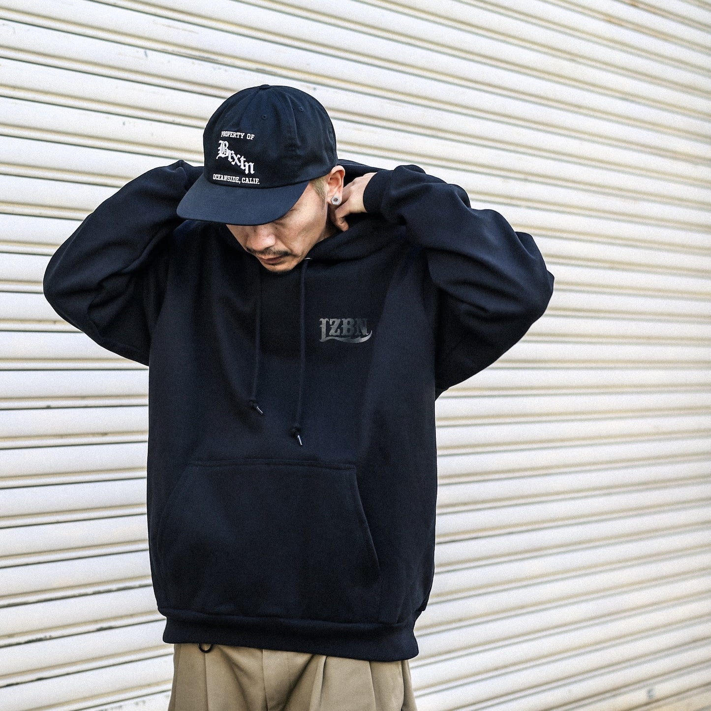 LZBN / LZBN LOGO EXTRA HEAVY PULLOVER HOODIE (ALL BLACK)