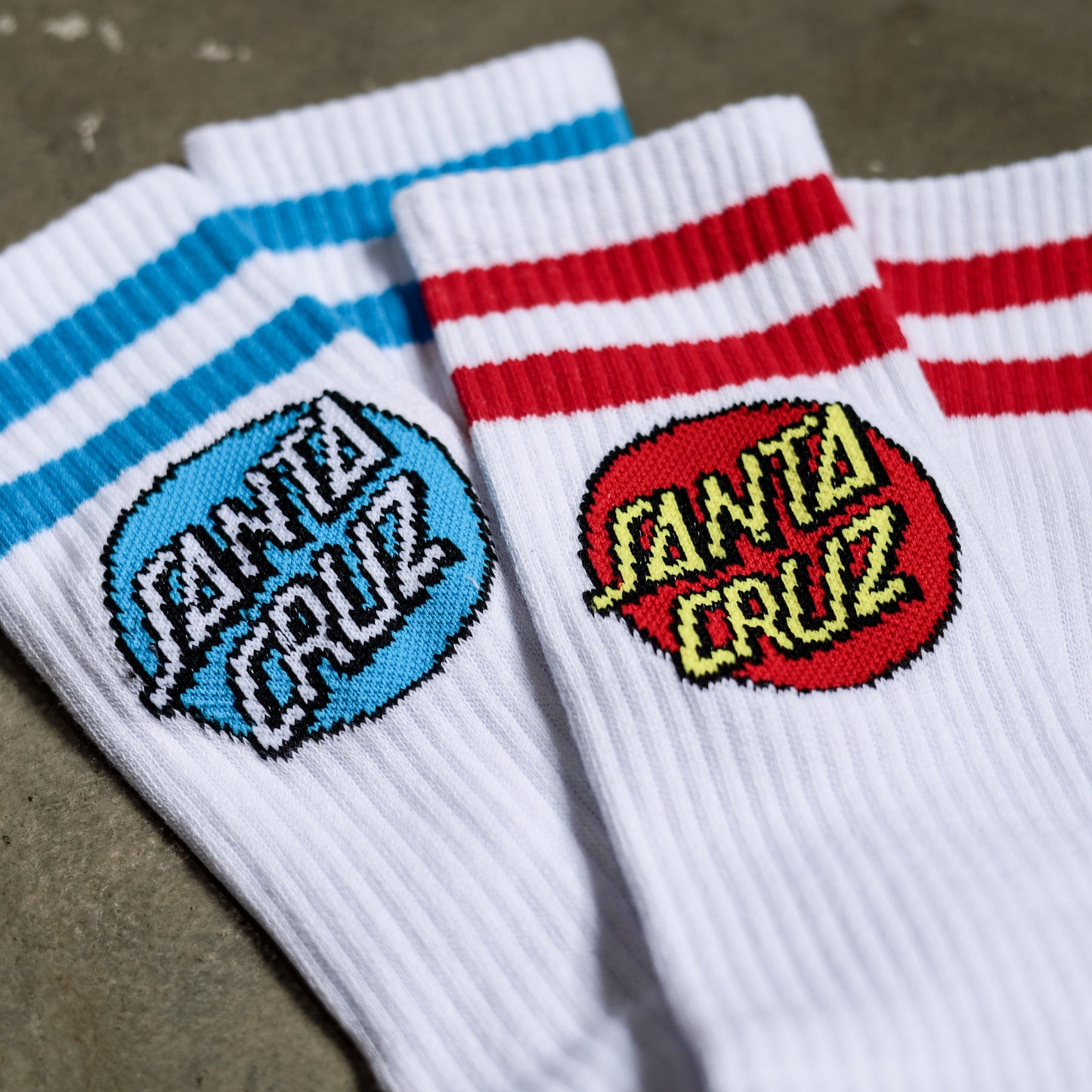 SANTA CRUZ / FUN TIMES SOCKS (WHITE ASSORTED)