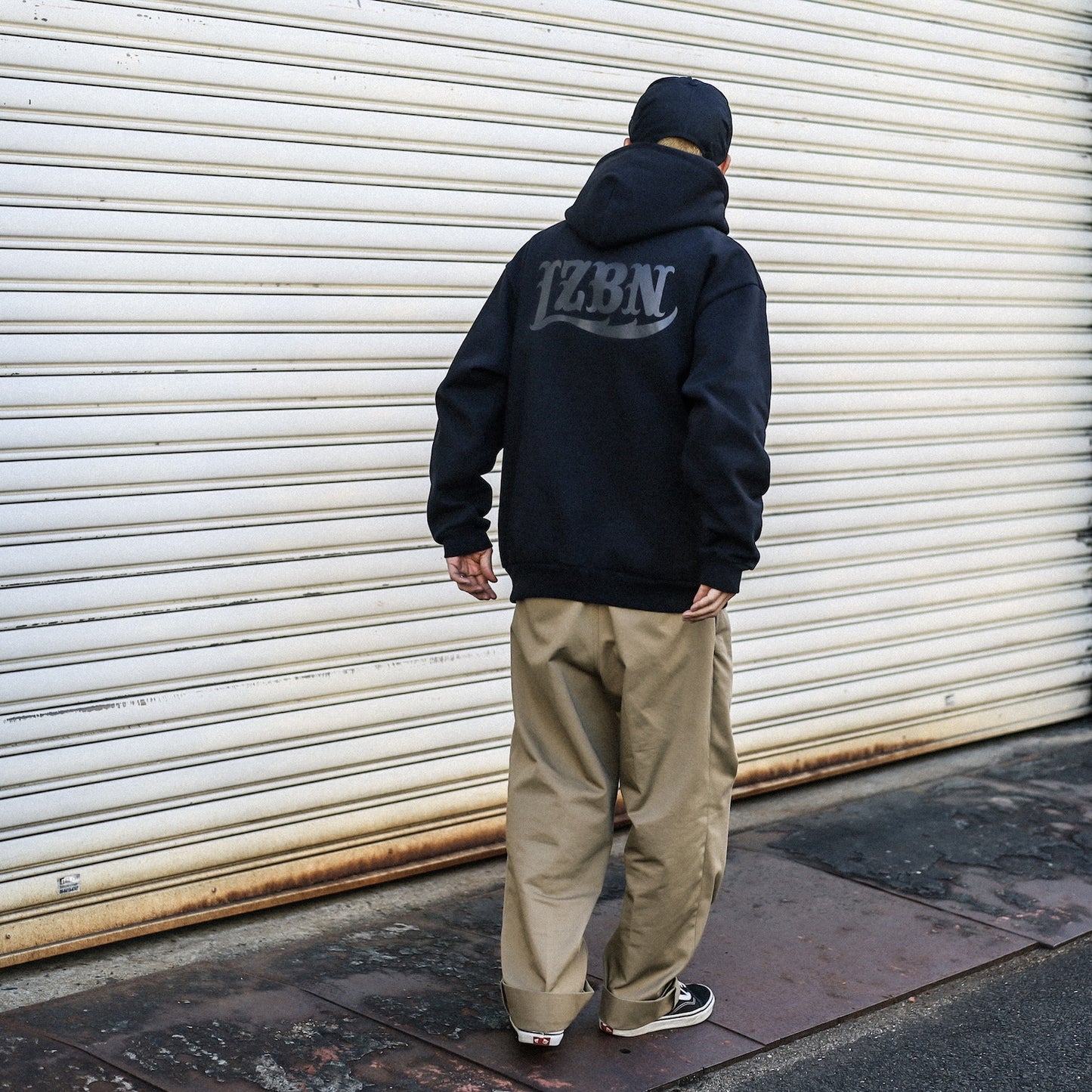 LZBN / LZBN LOGO EXTRA HEAVY PULLOVER HOODIE (ALL BLACK)