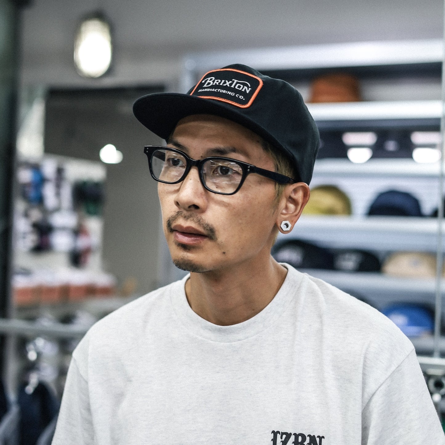 UNCROWD / COROLLA -PHOTOCHROMIC- (BLACK-P.GRAY)