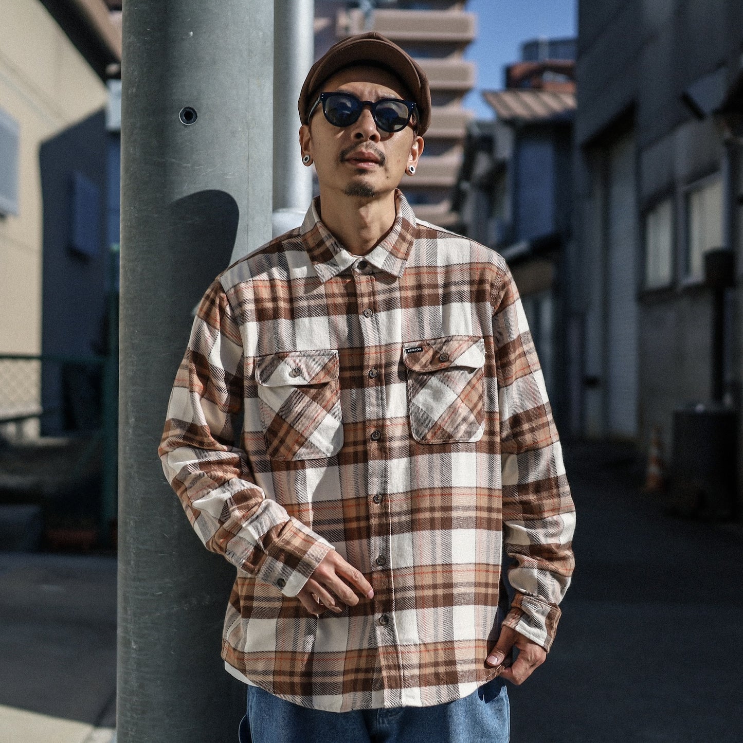 BRIXTON / BOWERY L/S FLANNEL (WHITECAP/PINECONE BROWN/BURRO)