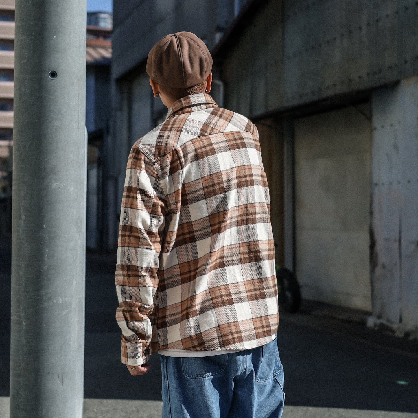 BRIXTON / BOWERY L/S FLANNEL (WHITECAP/PINECONE BROWN/BURRO)