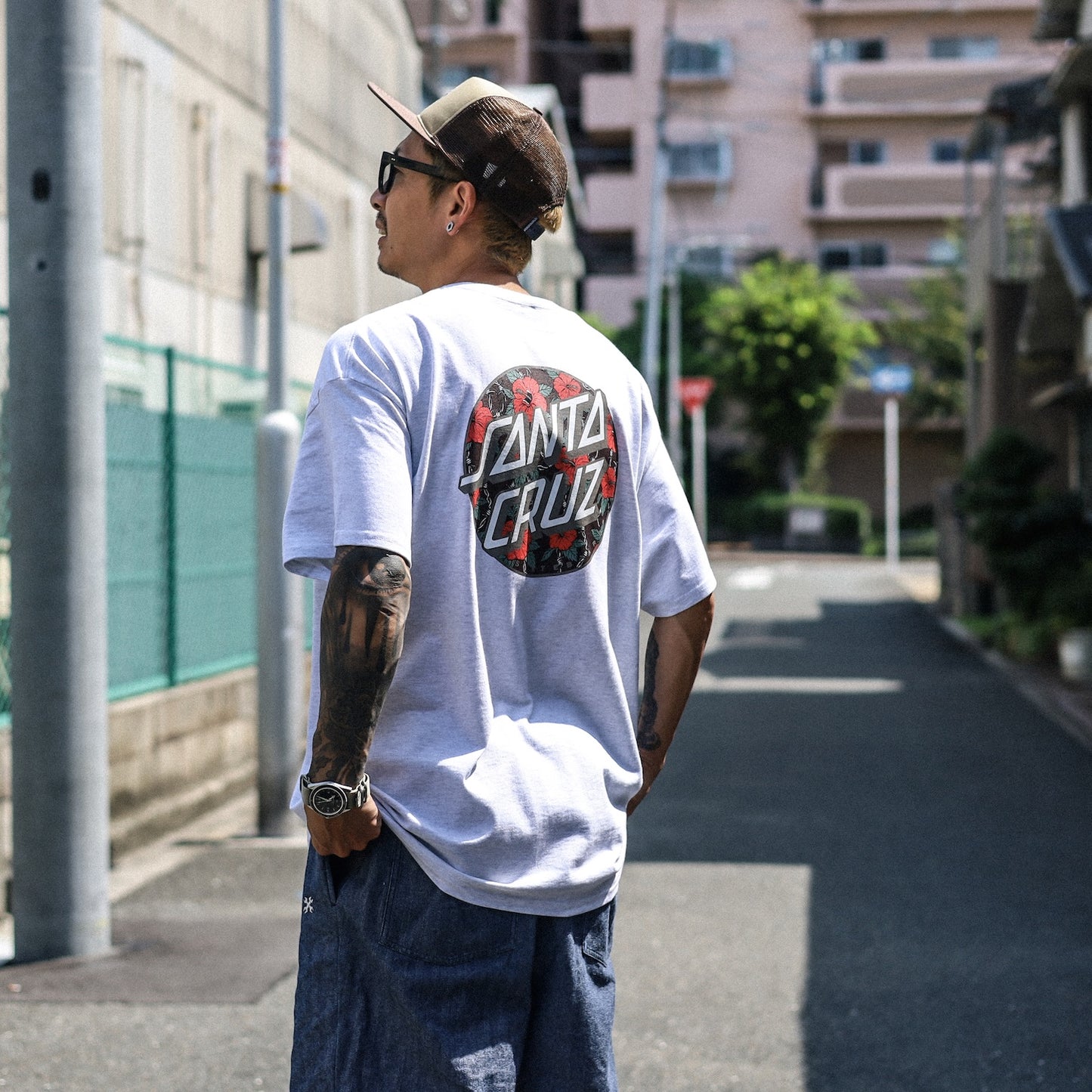 SANTA CRUZ / SCREAMING HIBISCUS DOT S/S TEE (ASH)