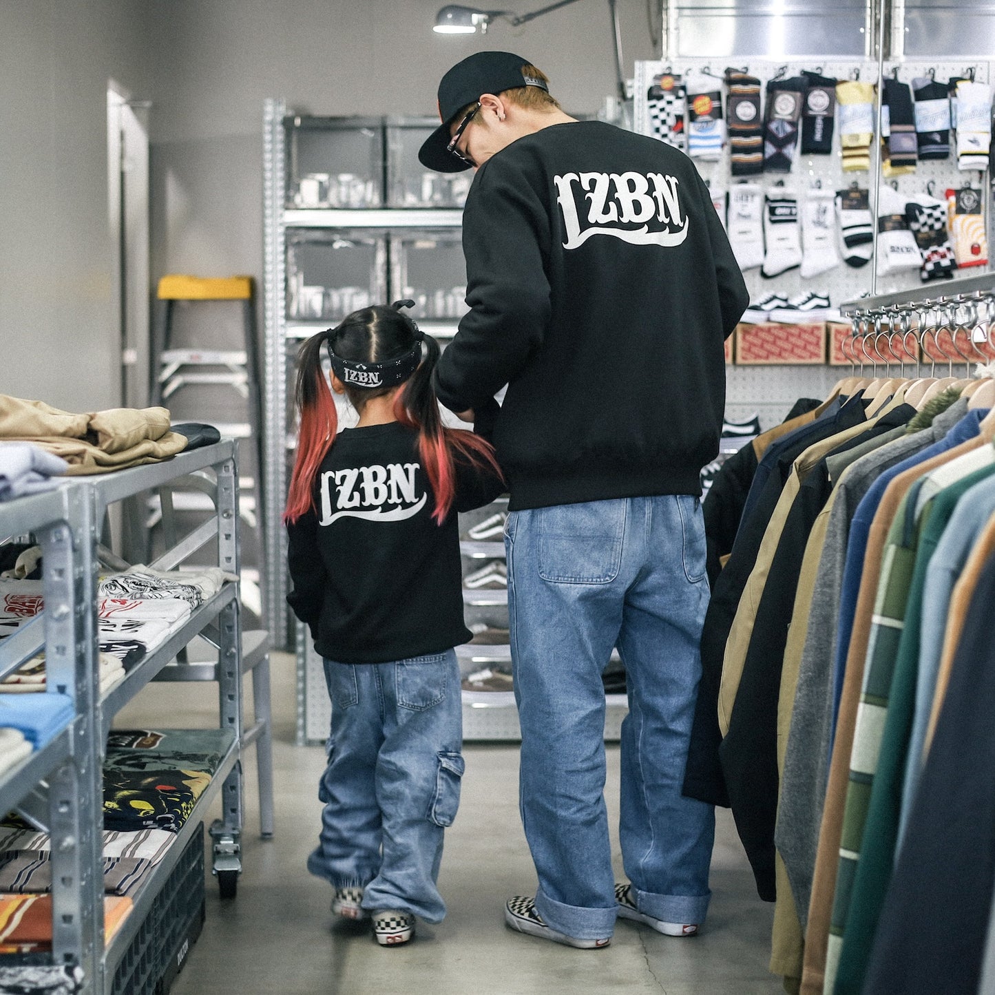LZBN / LZBN LOGO CREWNECK SWEAT (BLACK)