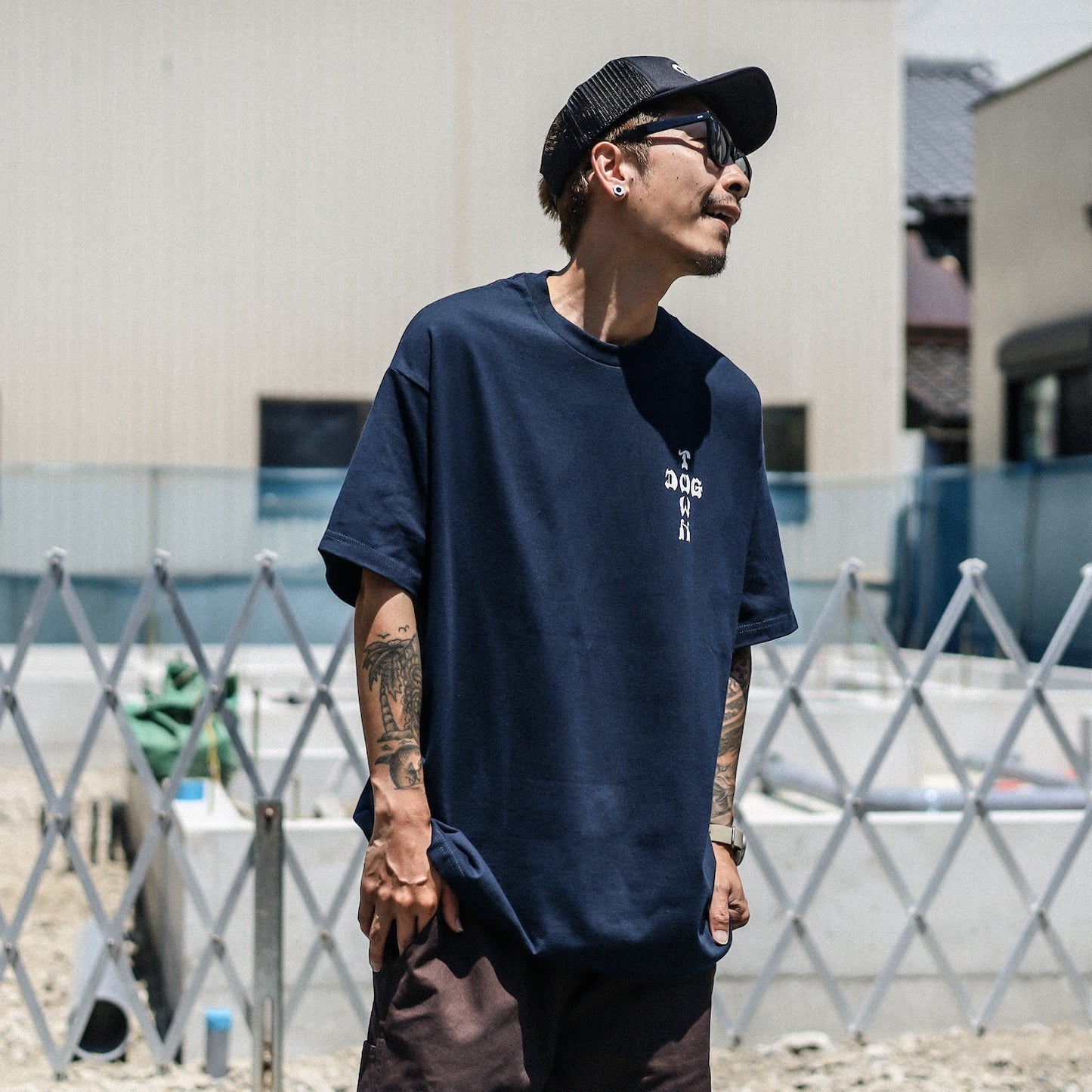 DOGTOWN / CROSS LOGO TEE (NAVY)
