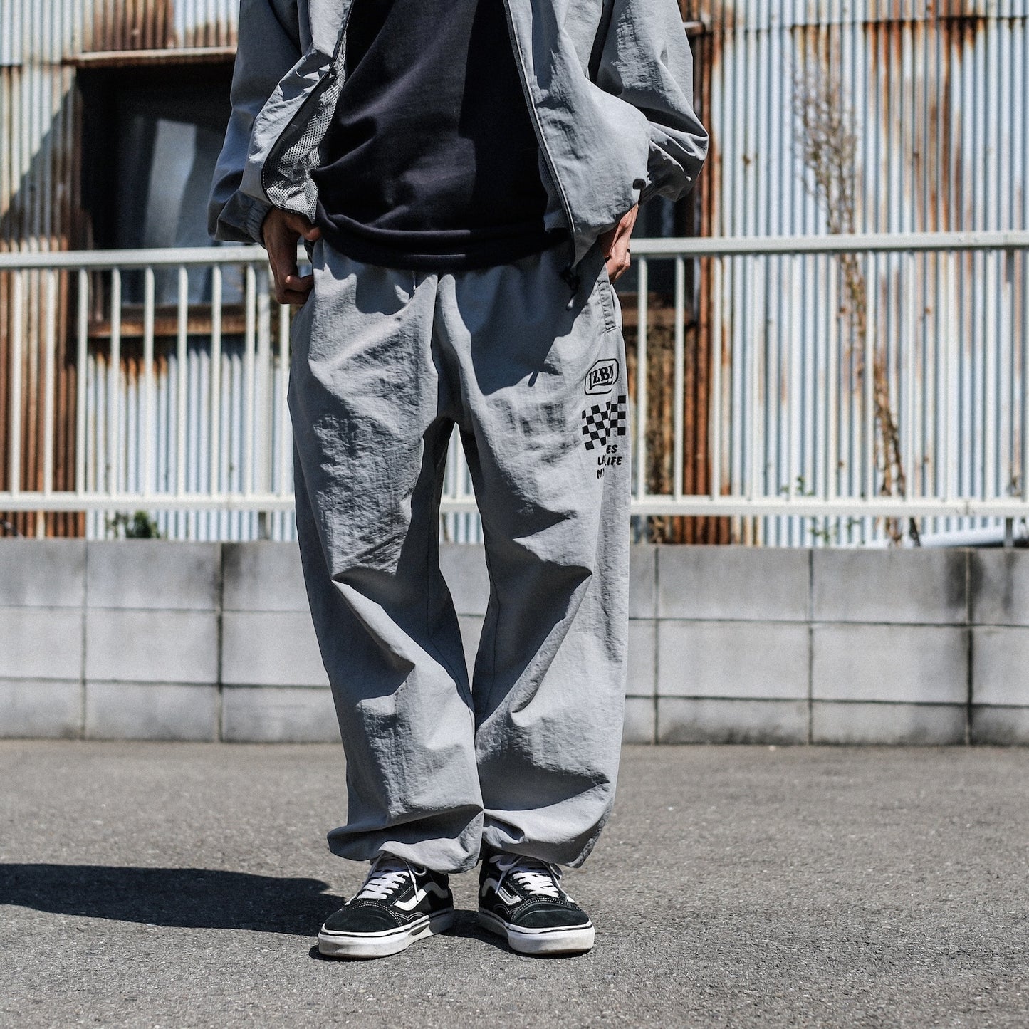 LZBN / HEXAGON & CHECKER NYLON PANT (GREY)