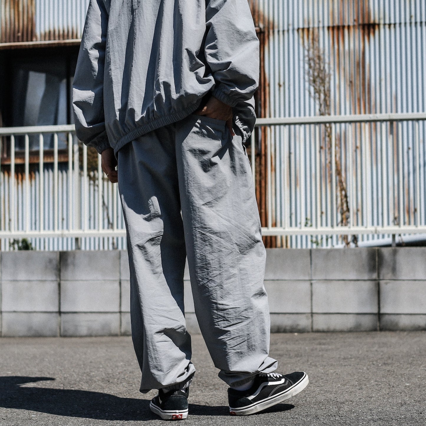 LZBN / HEXAGON & CHECKER NYLON PANT (GREY)