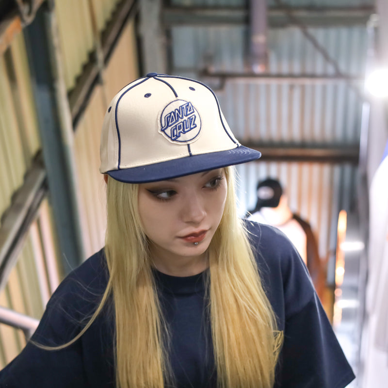 SANTA CRUZ / CONVERGENCE OPUS SNAPBACK CAP (OFF WHITE/NAVY)