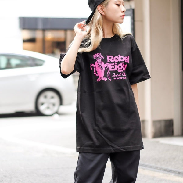REBEL8 / TAILS TEE (BLACK)