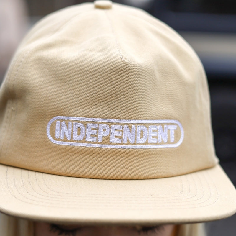 INDEPENDENT / BASEPLATE SNAPBACK CAP (TAN)