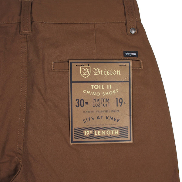 BRIXTON / TOIL II CHINO SHORT (BARK)