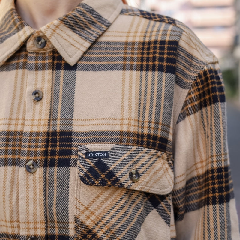 BRIXTON / BOWERY L/S FLANNEL SHIRT (SAND/BLACK)
