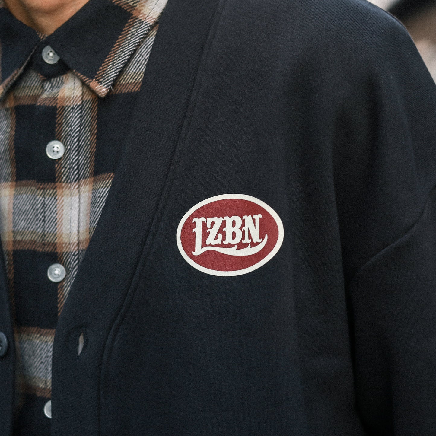 LZBN / OVAL LOGO SWEAT CARDIGAN (BLACK)