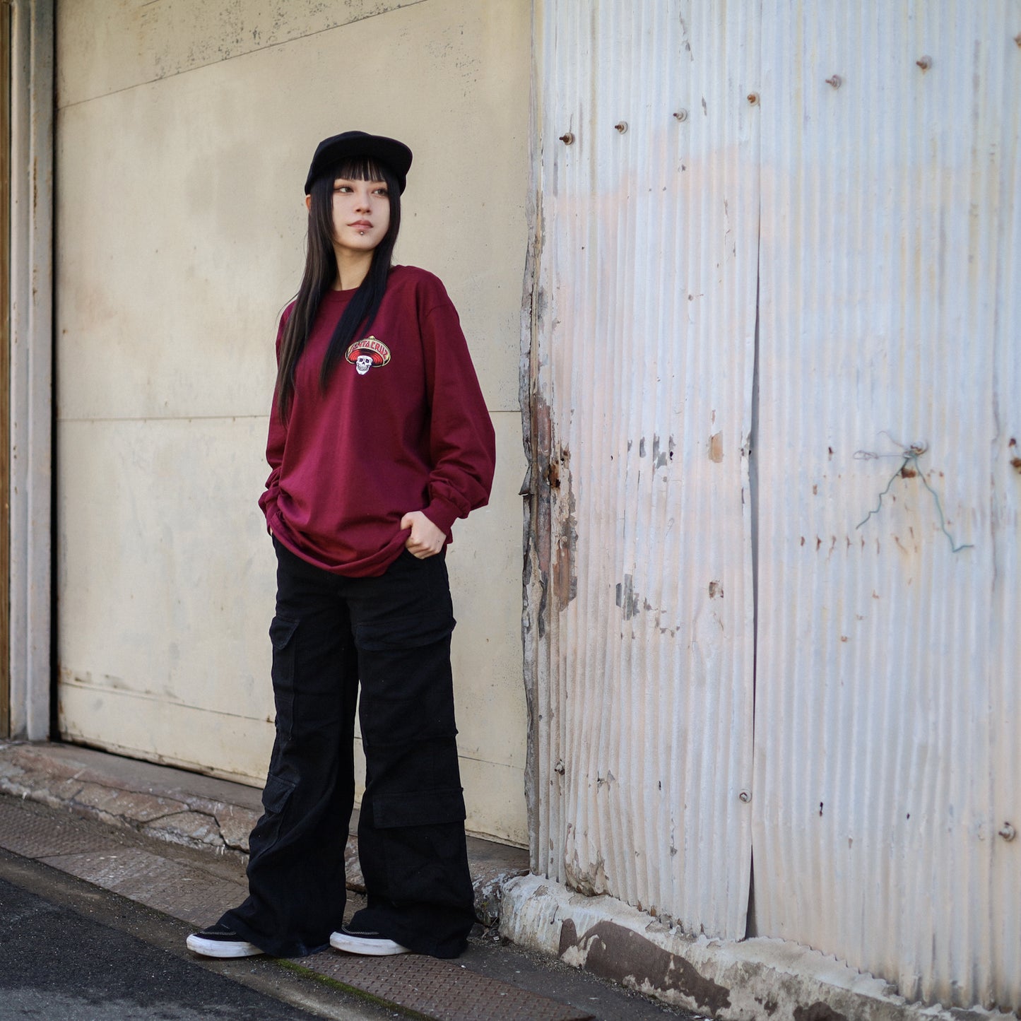 SANTA CRUZ / GUZMAN DEAD DINERS L/S TEE (MAROON)