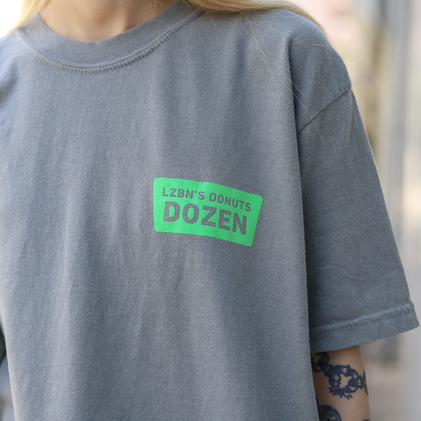 LZBN / DOZEN GARMENT DYED TEE (GREY)