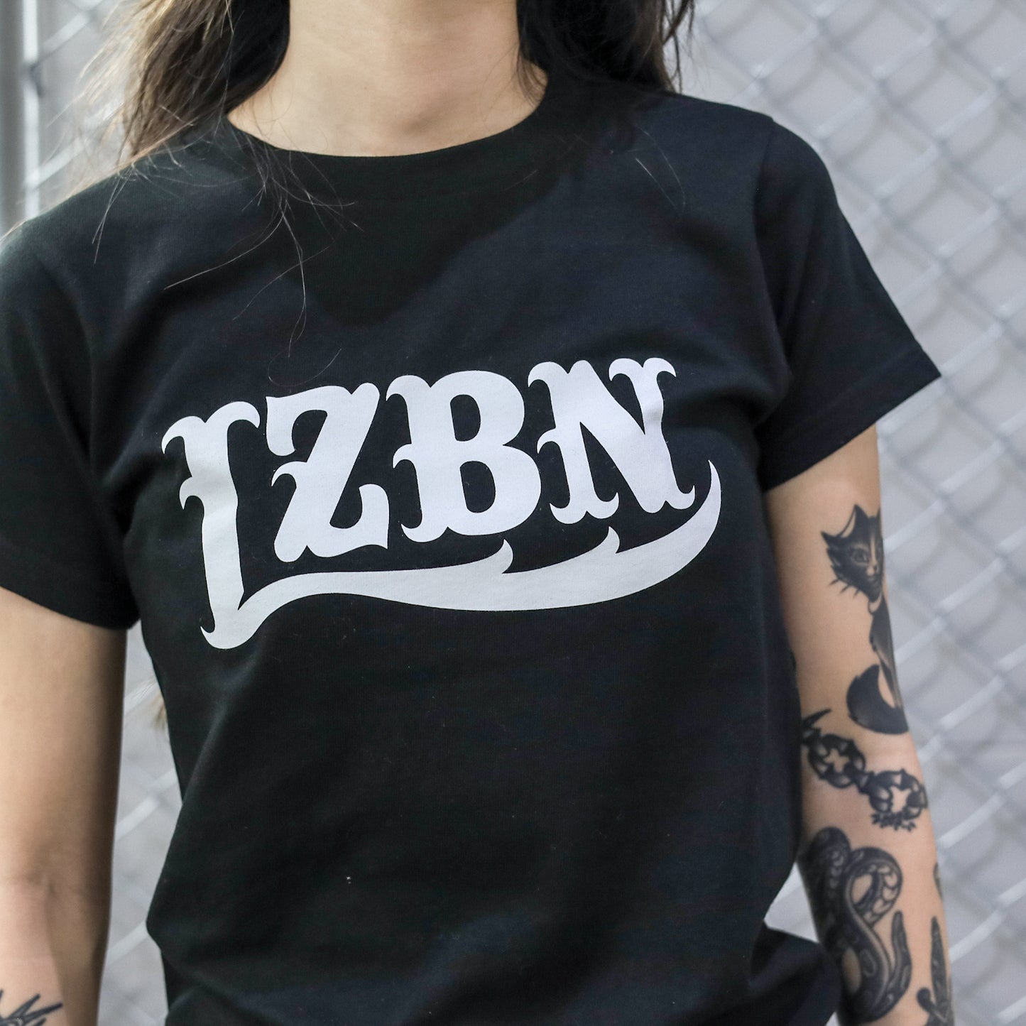 LZBN / WOMENS LZBN FRONT LOGO TEE (BLACK)