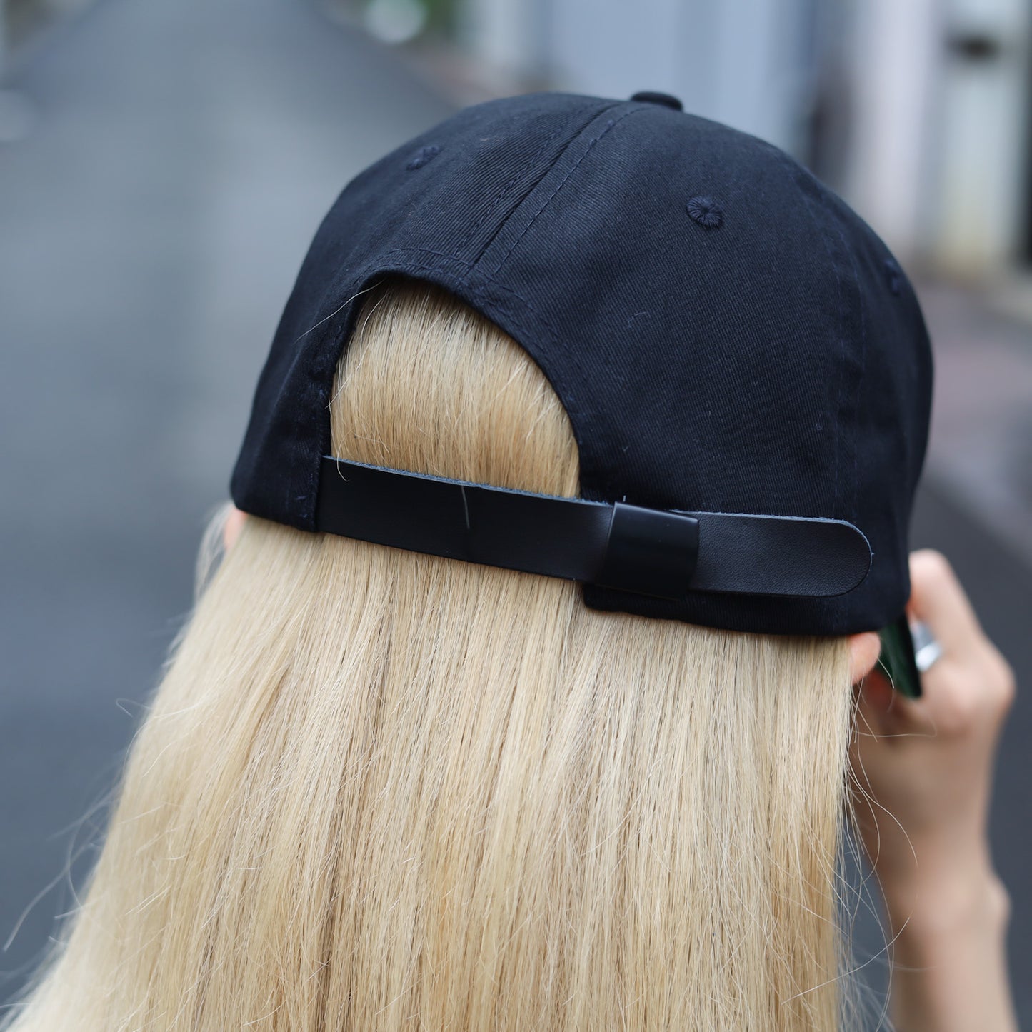 SANTA CRUZ / COLLEGIATE STRAPBACK CAP (ECO BLACK)