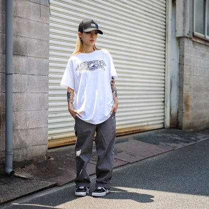 THRASHER X ANTIHERO / MAG BANNER TEE (WHITE)