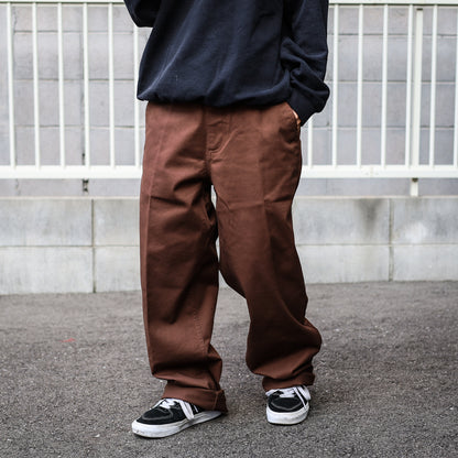 BRIXTON / CHOICE CHINO RELAXED PANT (PINECONE BROWN)