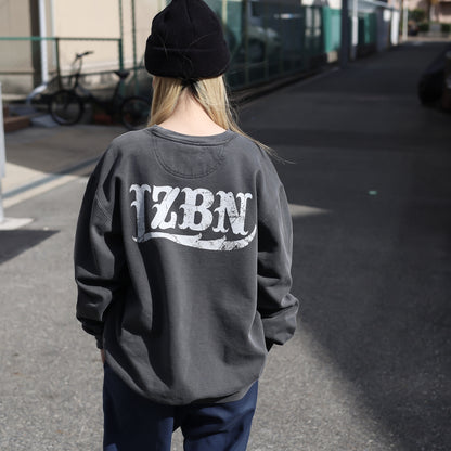 LZBN / STONE LZBN LOGO GARMENT DYED CREWNECK SWEAT (PEPPER)