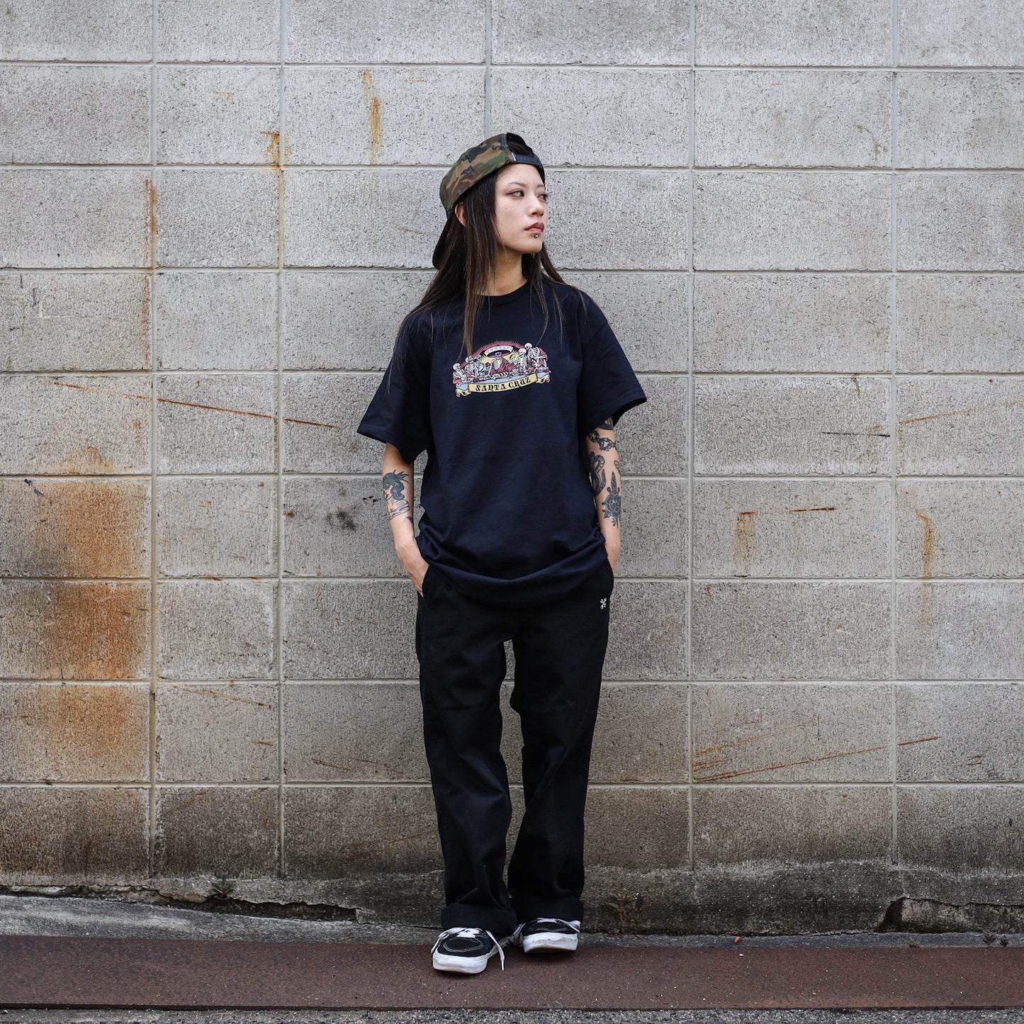 SANTA CRUZ / GUZMAN DEAD DINERS FRONT S/S TEE (BLACK)