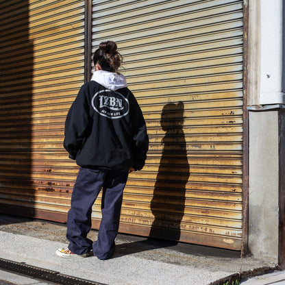 LZBN / HOLLOW OVAL LOGO REVERSIBLE JACKET (BLACK/BLACK)